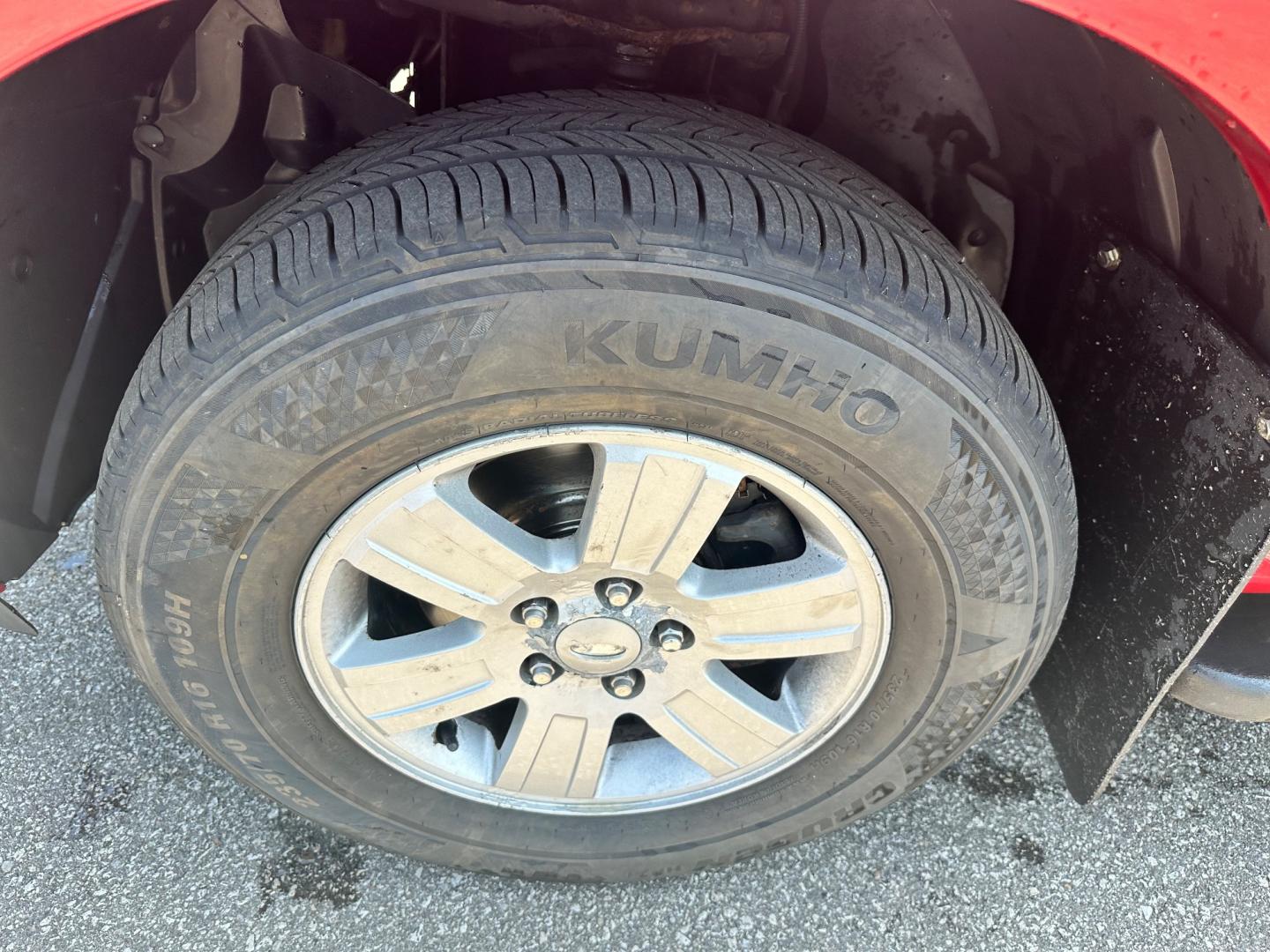 2009 Red /black Ford Explorer XLT (1FMEU73E89U) with an 4.0L V6 engine, 5-Speed Automatic transmission, located at 11115 Chardon Rd. , Chardon, OH, 44024, (440) 214-9705, 41.580246, -81.241943 - This 2009 Ford Explorer is a reliable and capable SUV, offering a 4.0L V6 engine paired with a 5-speed automatic transmission and full-time 4WD system. With a 3,500-pound towing capacity, it's suitable for moderate hauling needs. Additionally, the power driver's seat provides comfort and convenience - Photo#11